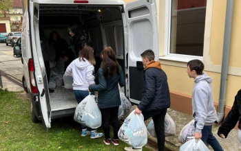 Közel egy tonna újrahasznosítható ruhaneműt gyűjtöttek a diákok