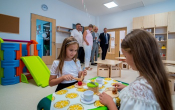 Átadták Kaposvár új bölcsődéjét