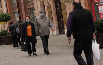 A nyár végéig tarthat a korlátozások időszaka