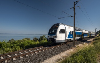 Már a Balatonon is kipróbálhatjuk az emeletes vonatokat