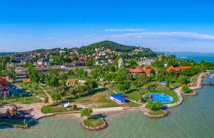 Fonyód lett a Balaton legszebb települése – így látnak minket külföldről!