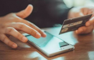 Vigyázat! A rendőrség nevében küldenek SMS-t a csalók