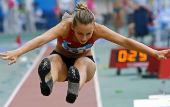 Megmutatjuk Bajnok Eszter olimpiai bronzot érő ugrását