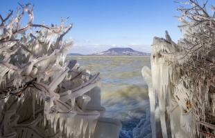Jeges a hangulat a Balaton partján