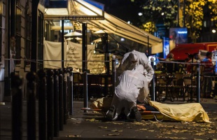 126 halott a párizsi terrortámadásban