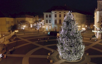 Így öltözött ünnepi fénybe Kaposvár - videó