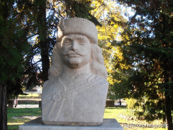 Rákóczi nevével