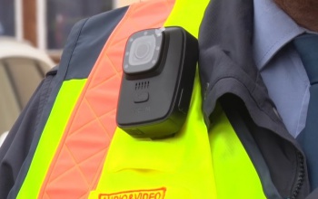 Testkamerákkal és chipolvasókkal segítik a kaposvári rendőrök munkáját