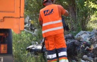Ezen a héten összeszedik a szemetet a közutak mellől