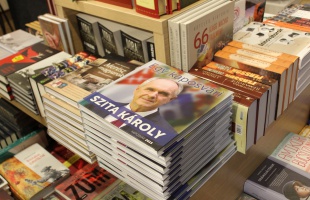 109  téma, 20 év egy kötetben