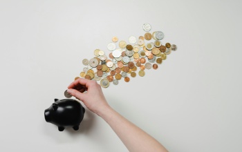 Meghosszabbítja a kormány a kamatstopot