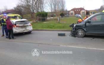 Két autó ütközött tegnap Kaposújlakon