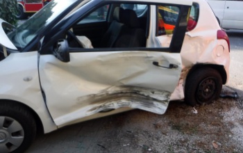 Két autó ütközött a siófoki kereszteződésben
