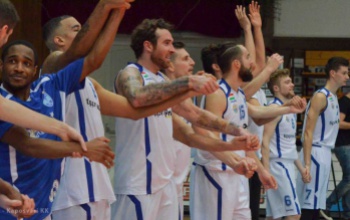Frazier győzelemre vezette a KKK-t