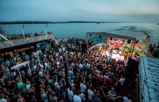Nagyvárosaink mellett a Balaton is a koncertélet központja