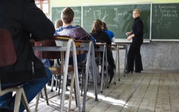 Tovább nőnek a pedagógusbérek