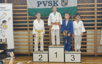 Eredményes szezonkezdet Pécsen