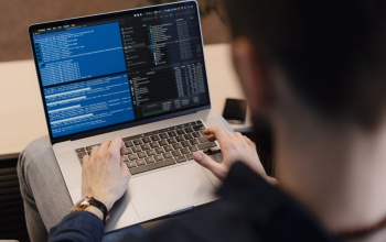 Több ezer diák vehetett részt az informatikai képzéseket népszerűsítő projektben