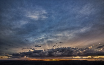 Enyhe, de szeles idő a hosszú hétvégén