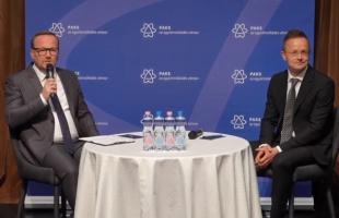 A kormány következetes illegális bevándorlás-ellenes politikát folytat