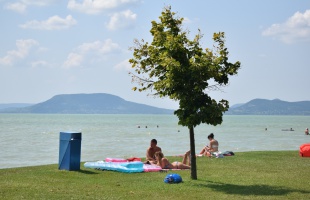 A Balaton déli partján jó a vízminőség