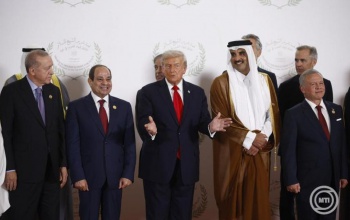 Aláírták a gázai tűzszüneti megállapodást Sarm es-Sejkben