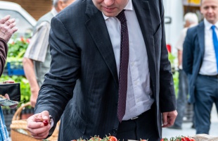 Közösséget épít a piac