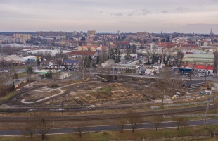 Megújul a Nostra: most bárki körbesétálhatja az épületet