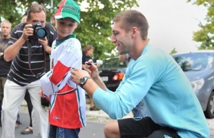 Ezrek köszöntötték a hazatérő olimpikonokat