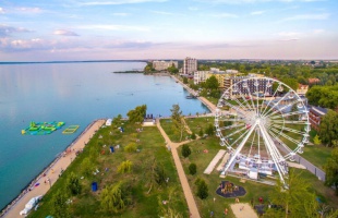 Siófok, Balatonlelle és Zamárdi a legnépszerűbb balatoni település