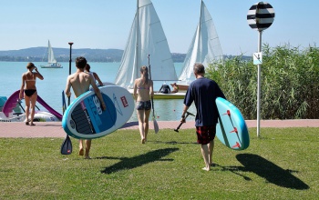 A környező országokból érkeznek a legtöbben a Balatonra