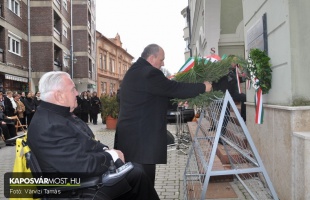 A kommunizmus áldozataira emlékeztek