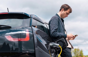 Kevesebben vettek idén elektromos autót