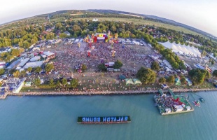 Balaton Sound: Chainsmokers és David Guetta újra lesz jövőre