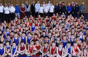 Harminc sportiskolás ért el helyezést a területi birkózó bajnokságon