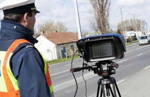 Az összes traffi az utakon lesz a húsvét utáni héten