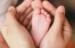 Könnyebben igényelhető a babaváró támogatás