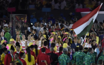 Karneváli hangulatban megkezdődött a XXXI. nyári olimpia