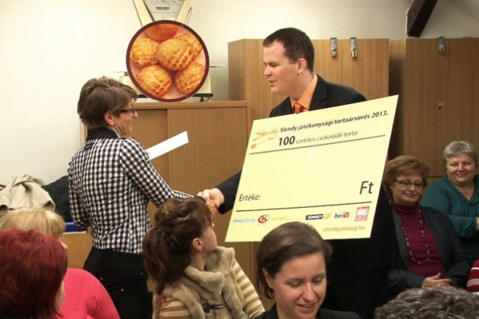 Tortaárverésünk születésnapja