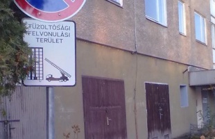 Segítse a tűzoltók munkáját!