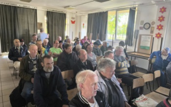 Nagy szükség lenne ruhákra a hajléktalanszállón