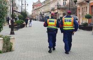 Április 19-ig meghosszabbították a védelmi intézkedések érvényességét