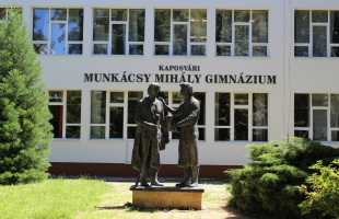 Vészesen közeledik a határidő - péntekig lehet jelentkezni a középfokú írásbelikre