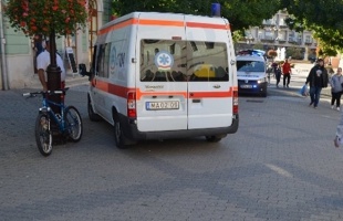 Biciklistől felrúgták a kaposvári fiatalt