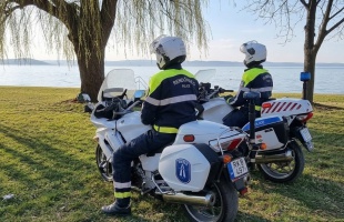 A jó idő sok motorost csábít az utakra, de még érdemes vigyázni
