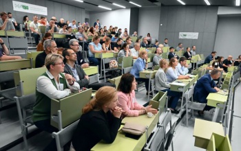 A precíziós és agroökológiai szemléletű állattenyésztés kihívásairól tanácskoztak a Kaposvári Campuson a Kiválósági Programok nyári szakmai találkozóján
