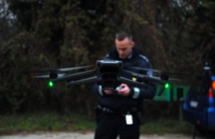 Drónos ellenőrzésekkel lépnek fel az illegális tüzelés ellen