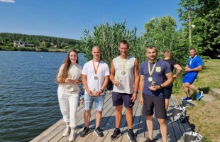 3 perc 5 másodperc alatt 17 emelet – Szolnokon remekeltek a somogyi tűzoltók
