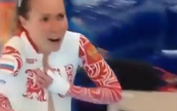 Téli olimpia: nem kellett volna lehúzni a cipzárat
