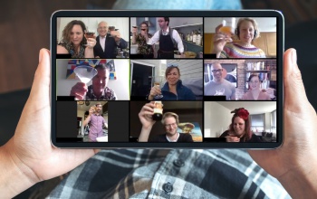 Online céges évzáró buli? Mégis hogyan?